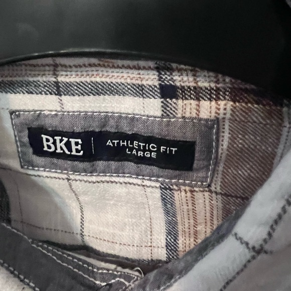 Men’s BKE long sleeve button up shirt - Picture 3 of 6